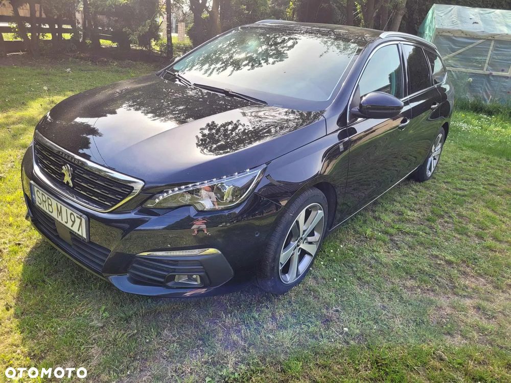 Peugeot 308 - 1