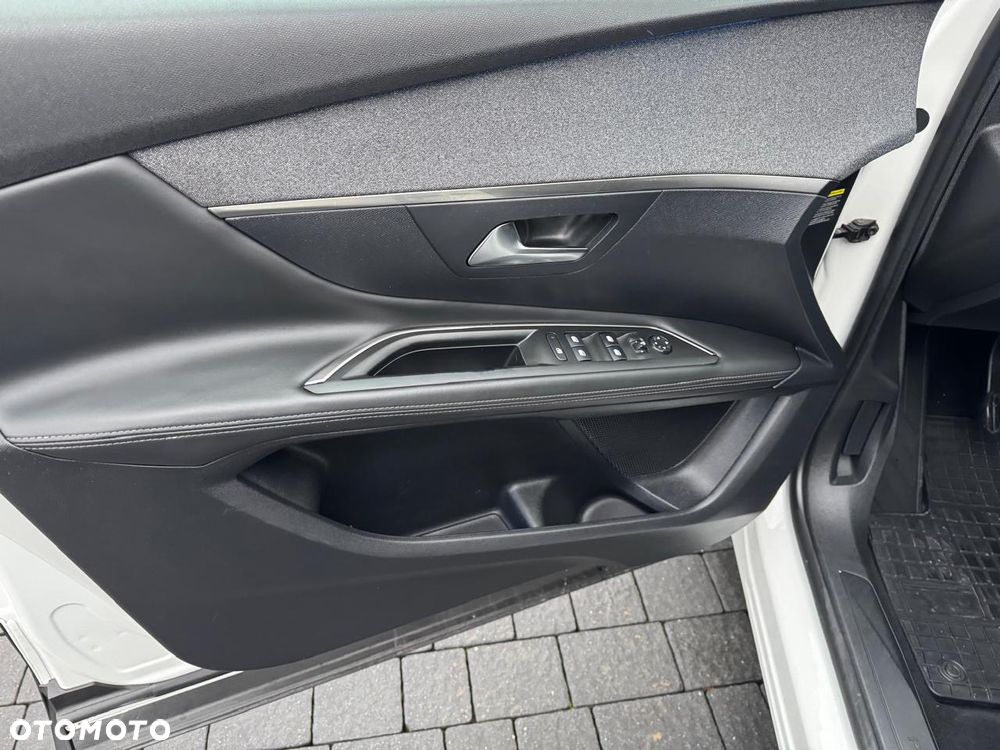 Peugeot 3008 HDi FAP 150 Premium - 28