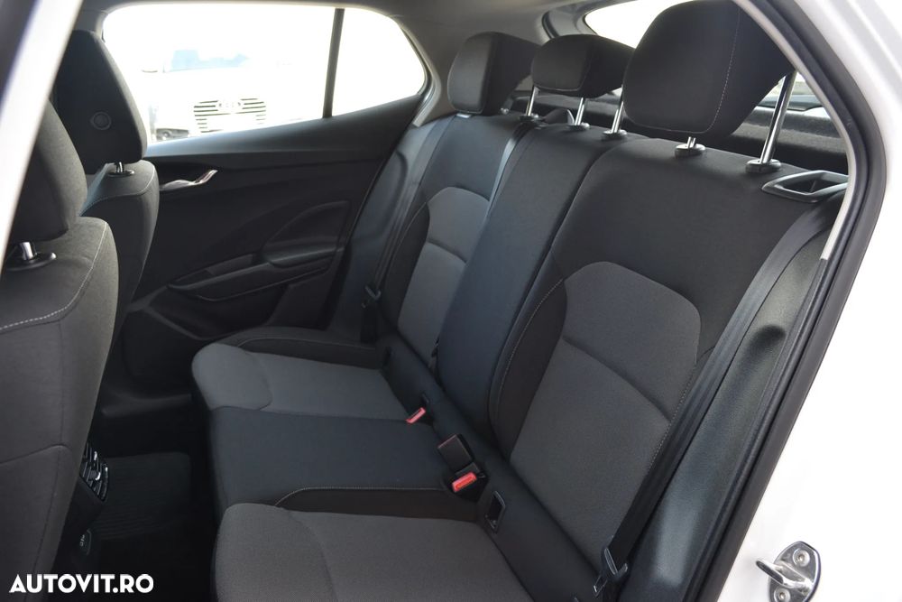 Skoda Fabia 1.0 TSI 95 CP Ambition - 32