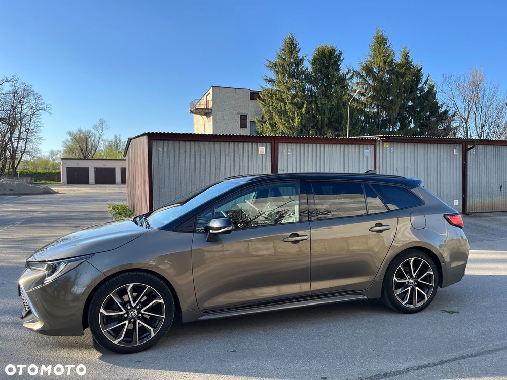 Toyota Corolla 2.0 Hybrid Executive - 3