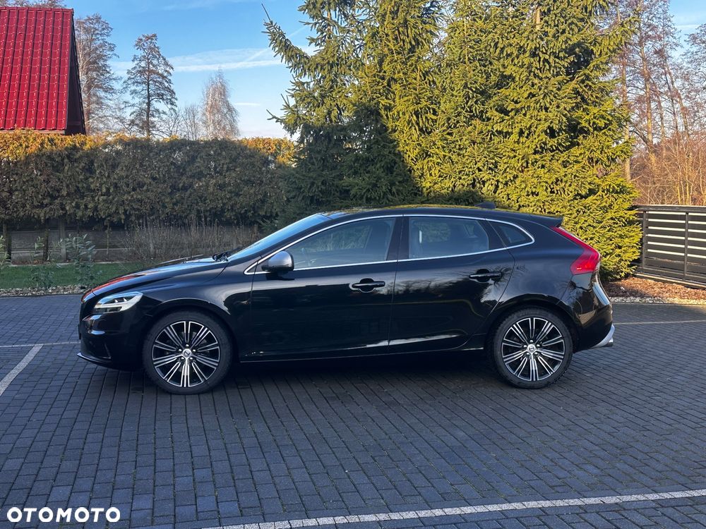 Volvo V40 D4 Geartronic RDesign - 2