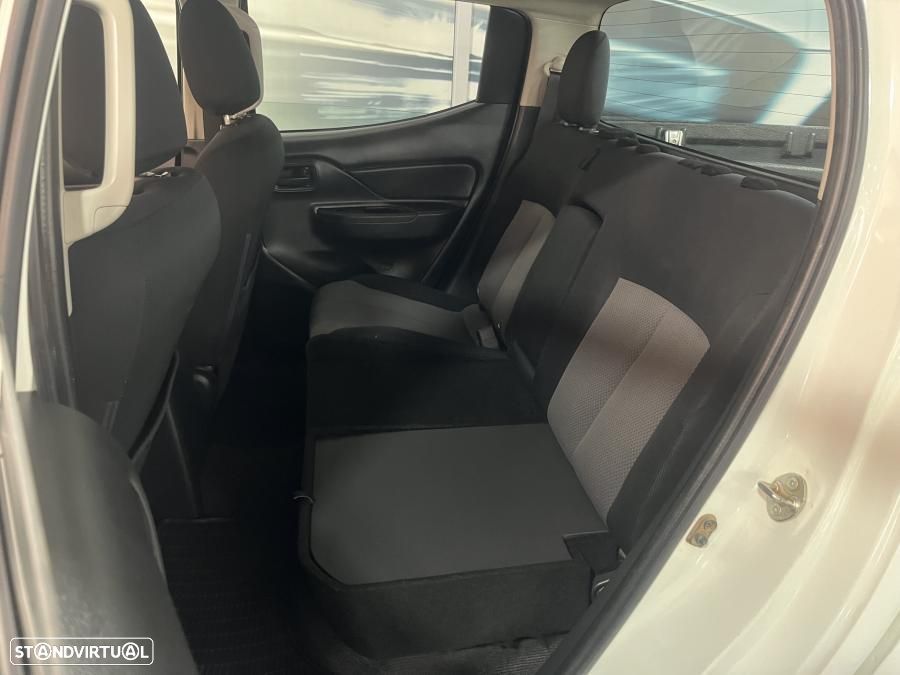 Mitsubishi L200 2.3 DI-D 4WD Cabine Dupla - IVA Dedutível - 19