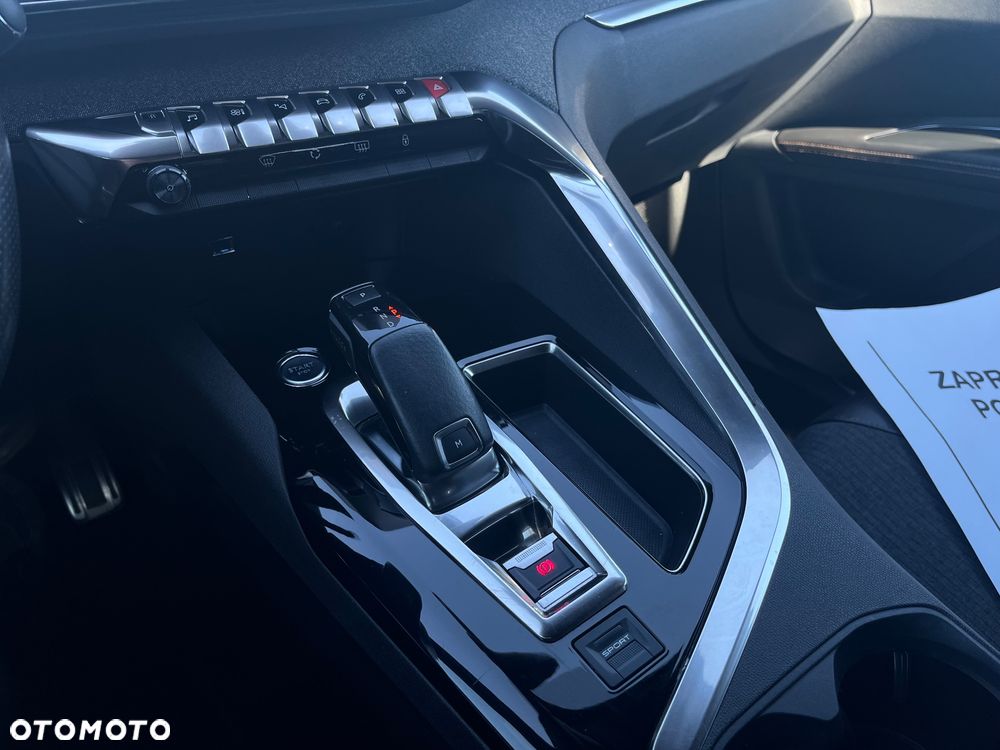 Peugeot 3008 - 11