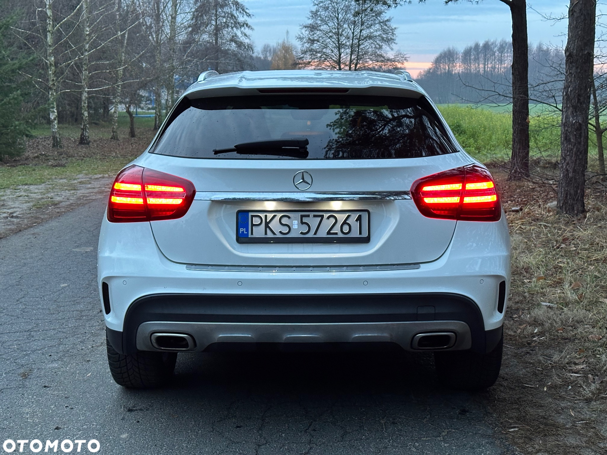 Mercedes-Benz GLA 200 7G-DCT AMG Line - 11