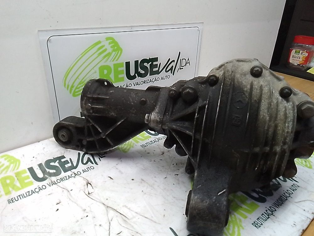 Diferencial  Mercedes-Benz M-Class (W164) - 2