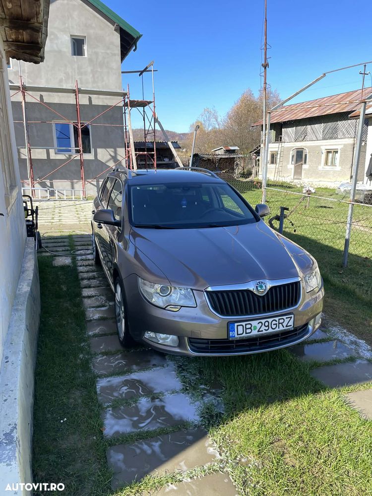 Skoda Superb 2.0 TDI Elegance - 4