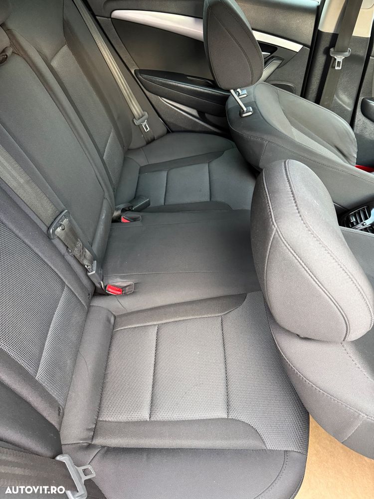 Hyundai i40 Kombi blue 1.7 CRDi Style - 14