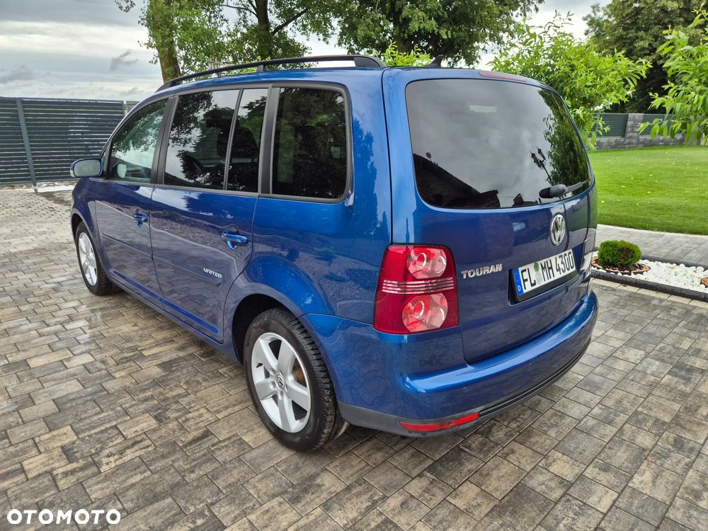 Volkswagen Touran 1.9 TDI DPF United - 4