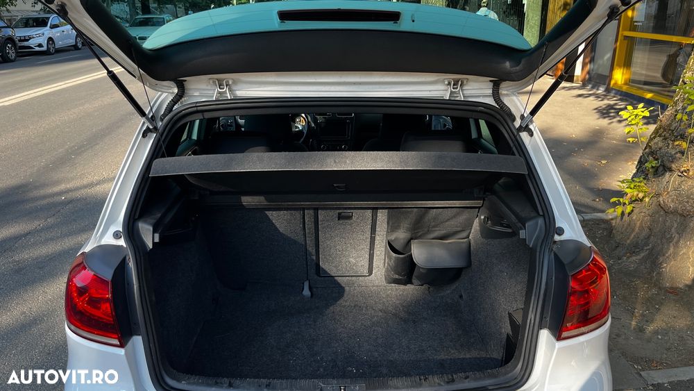 Volkswagen Golf 2.0 GTI DSG - 14
