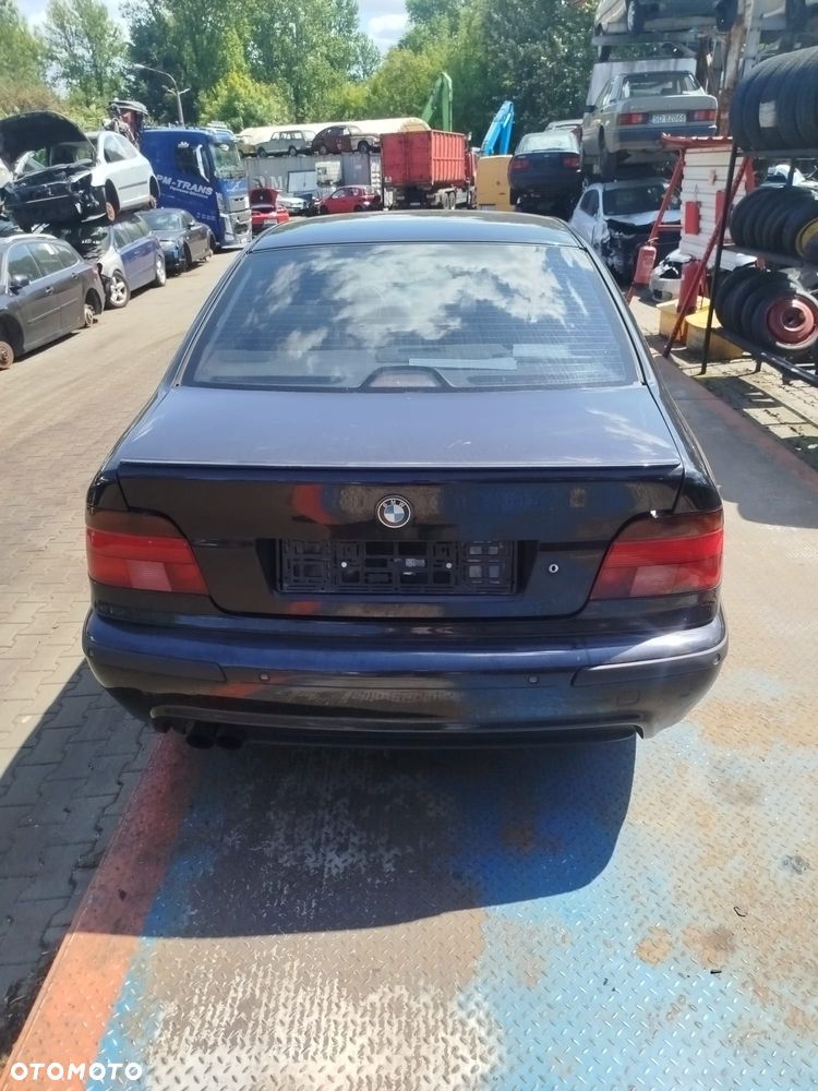 BMW E 39 na części. - 9
