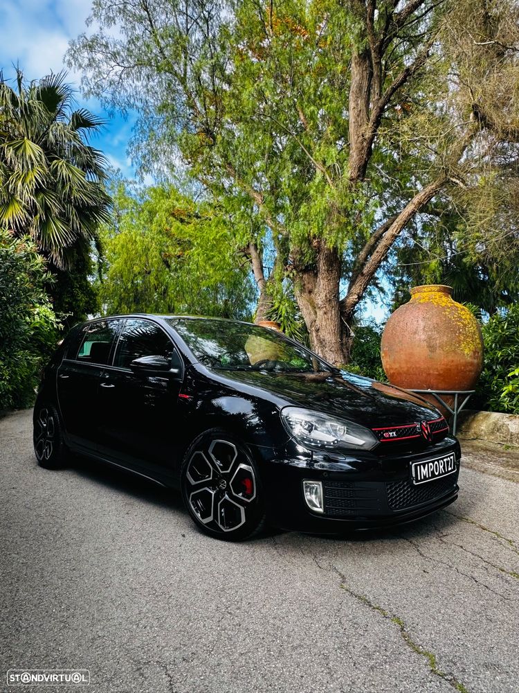 VW Golf 2.0 GTI DSG - 4