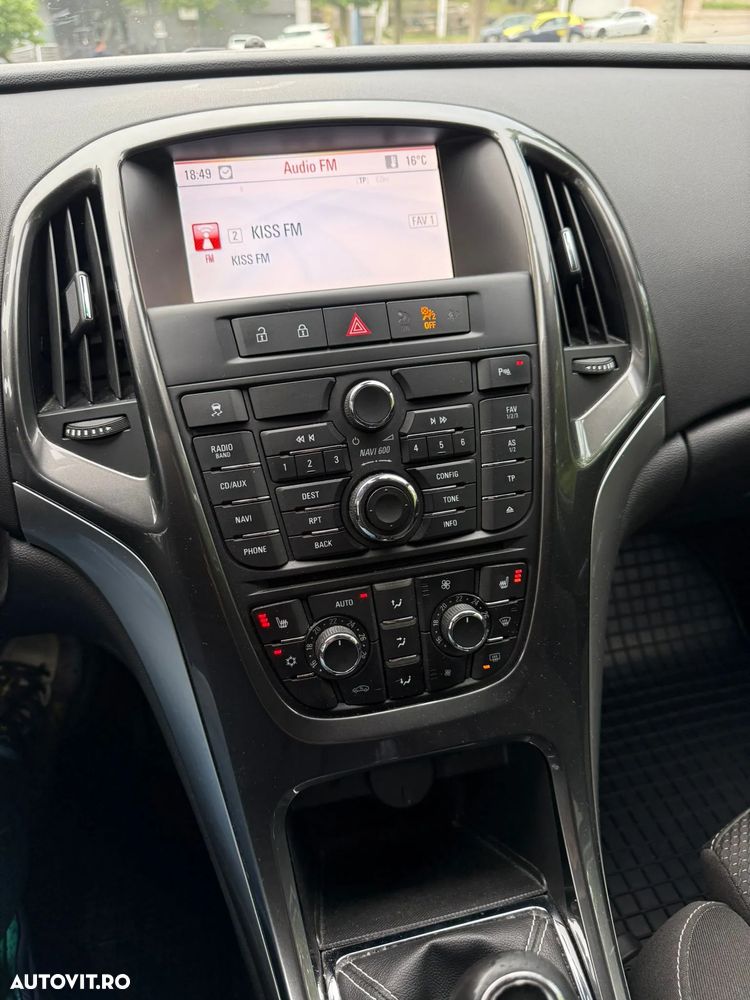 Opel Astra 1.7 CDTI DPF Exklusiv - 33