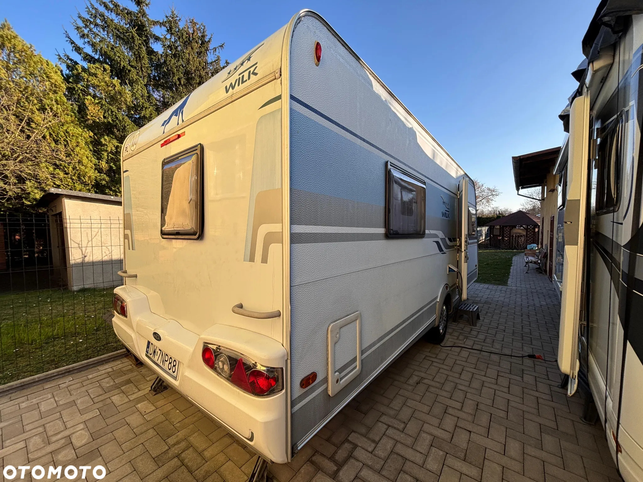 Wilk S4-520 + łazienka - 4