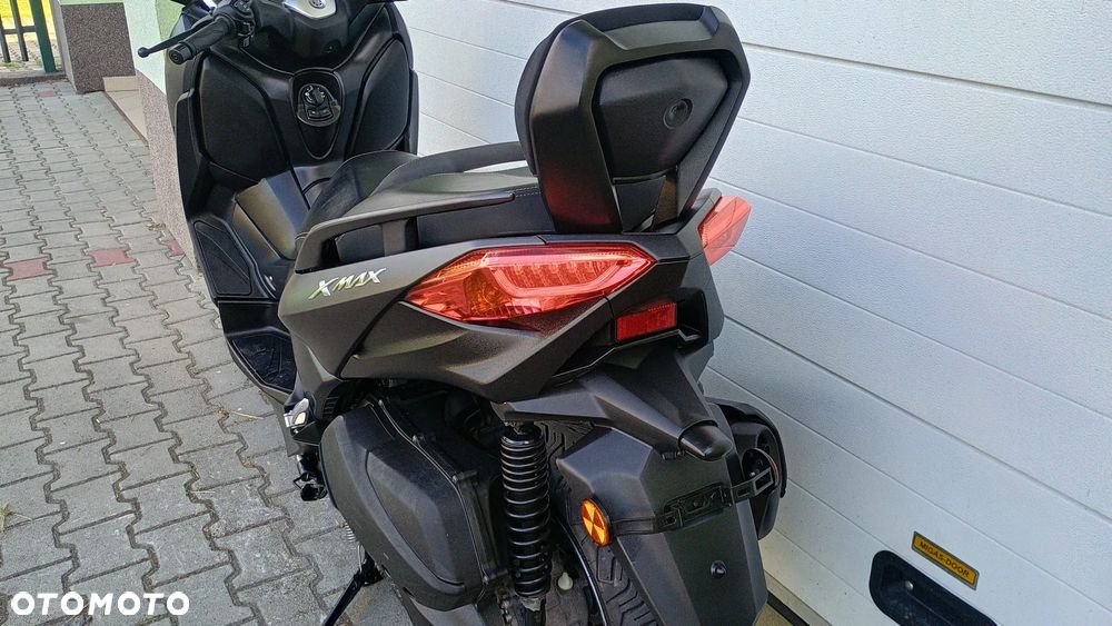 Yamaha X-max - 17