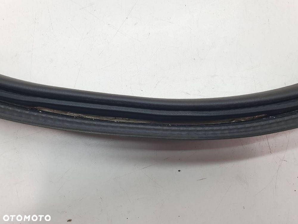 USZCZELKA KLAPY BAGAŻNIKA SEAT LEON IV KOMBI 5FE827705F - 3