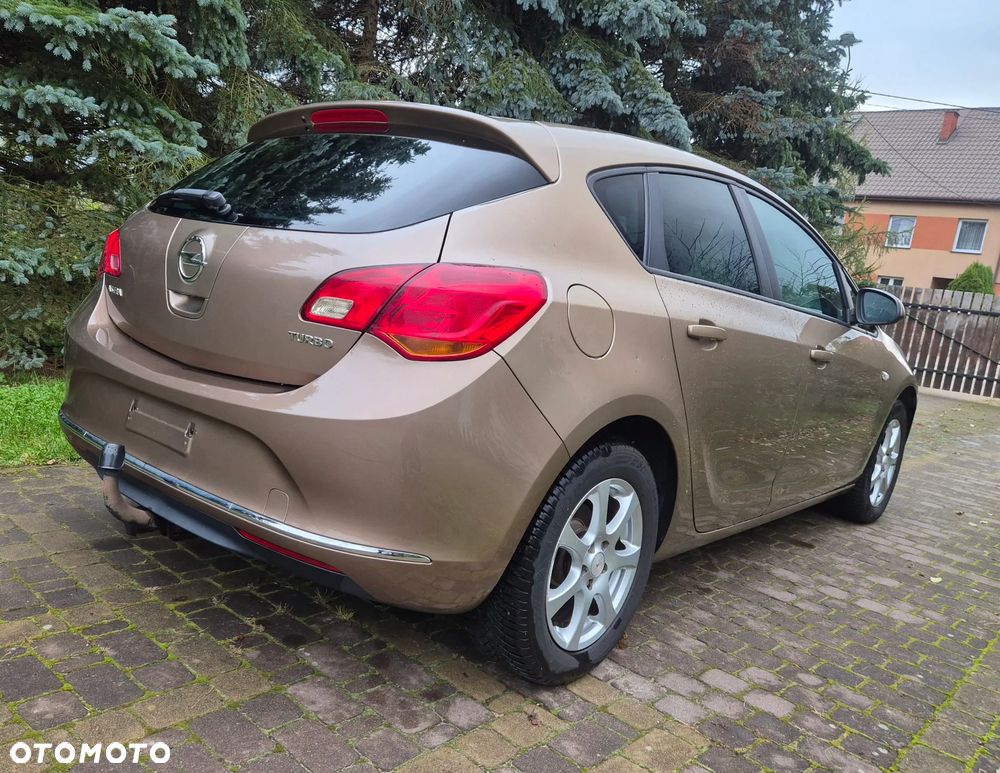 Opel Astra 1.4 Turbo Design Edition - 7