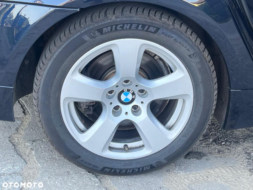 BMW Seria 5 520d Edition Exclusive - 31