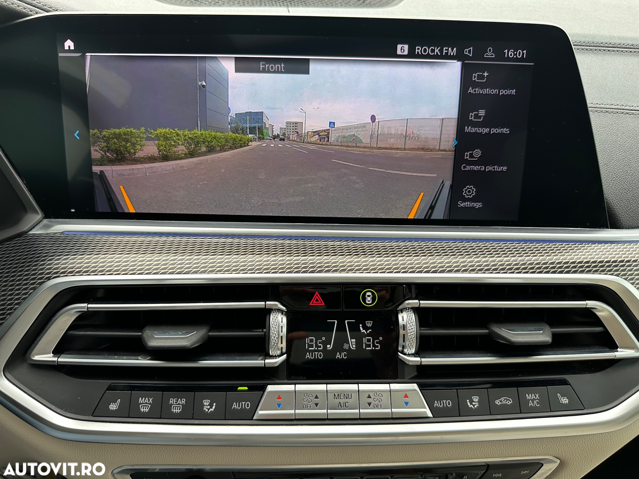BMW X5 xDrive45e - 30