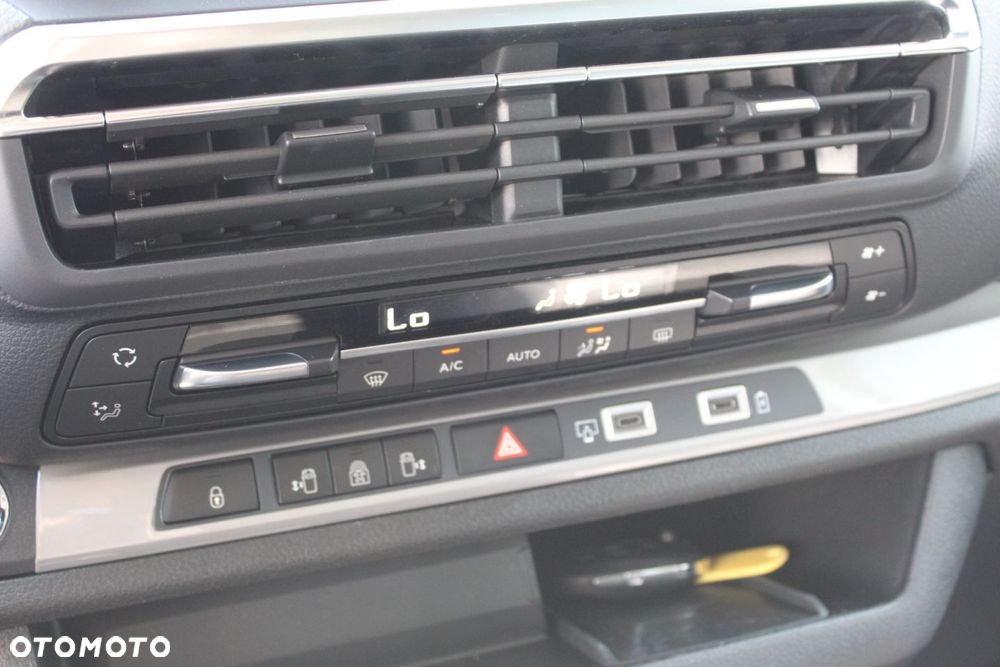 Opel Zafira - 18