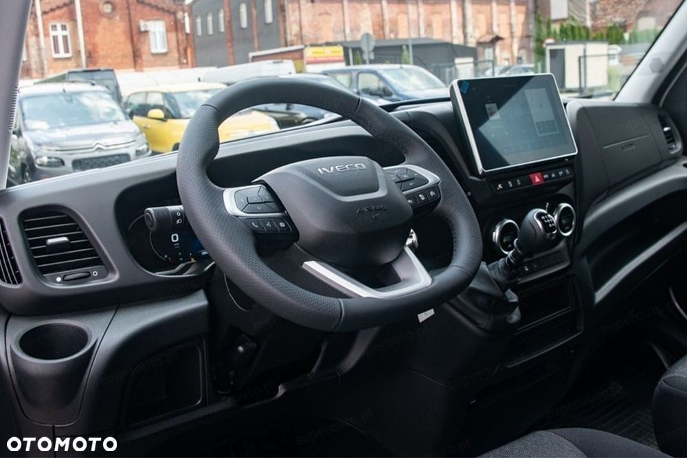 Iveco Daily 35S18 16m3 L4H2 3.0 176KM - 11