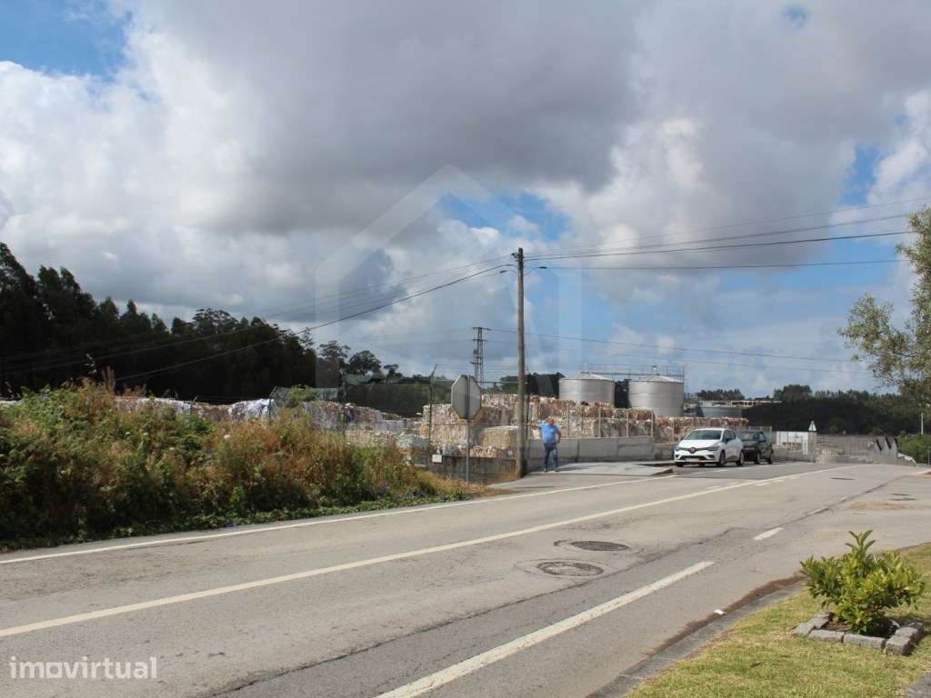 Terreno com 6.579 m2 em São Paio de Oleiros - Grande imagem: 5/10