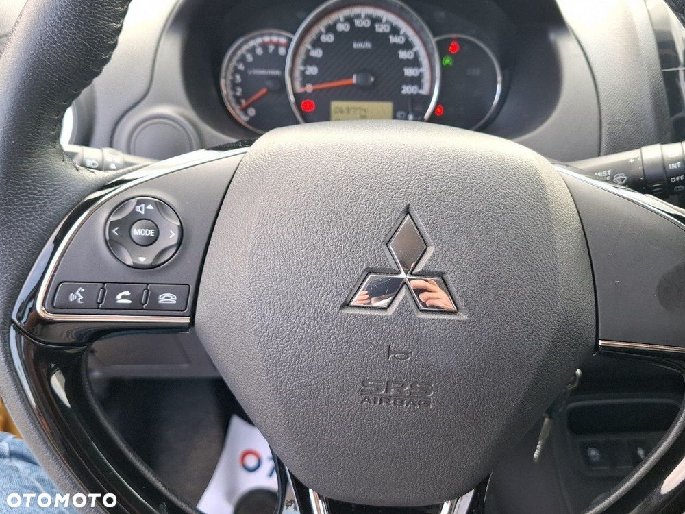 Mitsubishi Space Star 1.2 AS&G Invite - 19