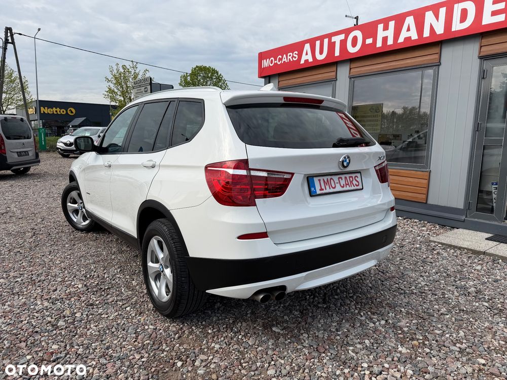 BMW X3 28i xDrive - 4