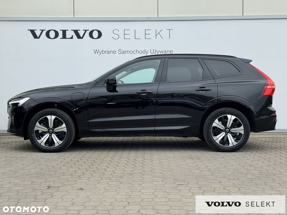 Volvo XC 60 T6 Plug-In Hybrid AWD Plus Dark - 4