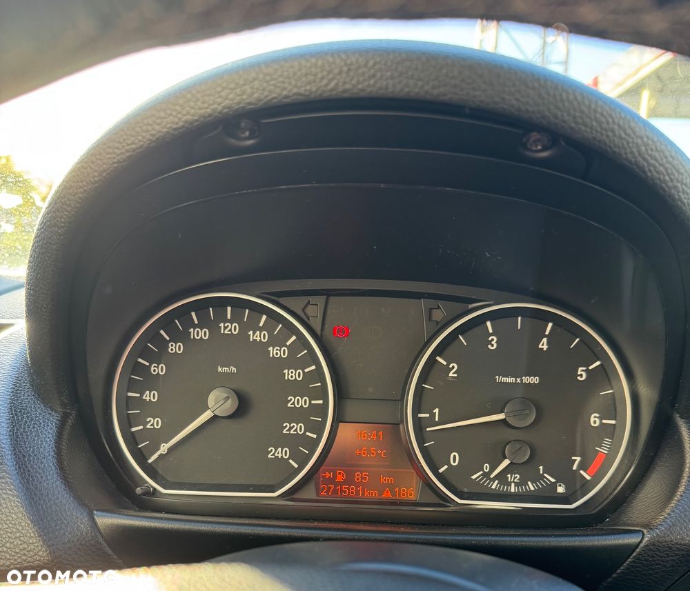 BMW Seria 1 116i - 17