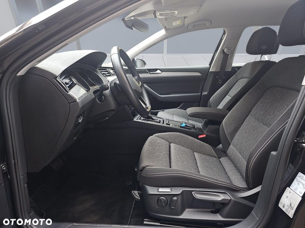 Volkswagen Passat Variant 1.5 TSI EVO Business DSG - 9