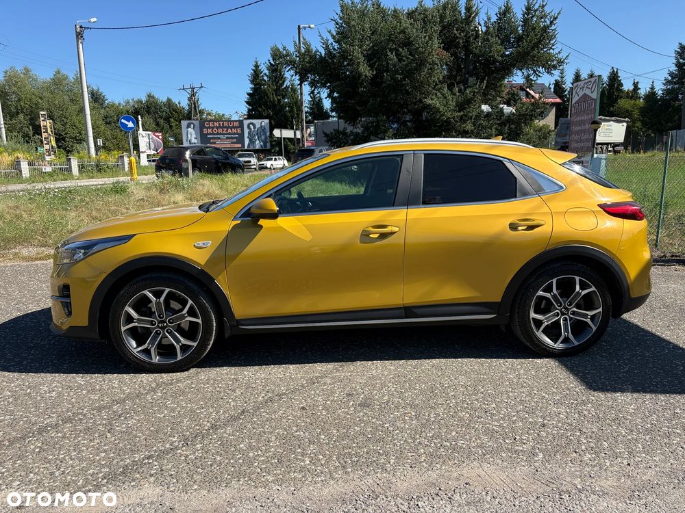 Kia XCeed 1.0 T-GDI M - 2
