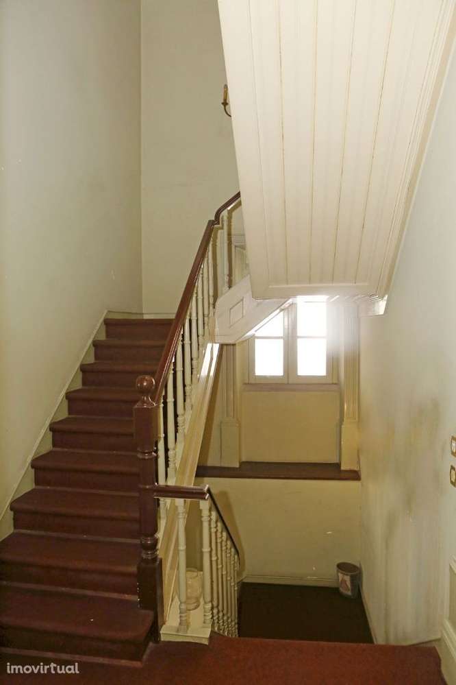 Moradia secular no centro de Tábua - Grande imagem: 4/37