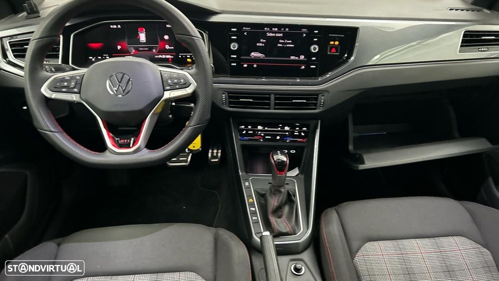 VW Polo 2.0 TSI DSG GTI - 4