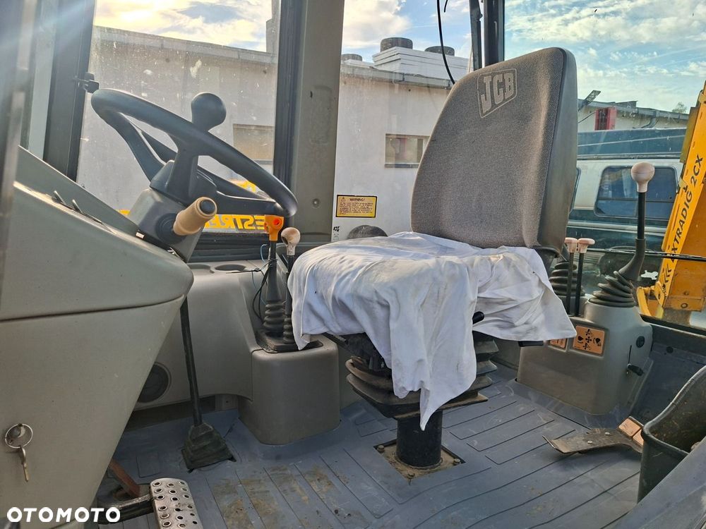 JCB 2Cx 4X4 - 10