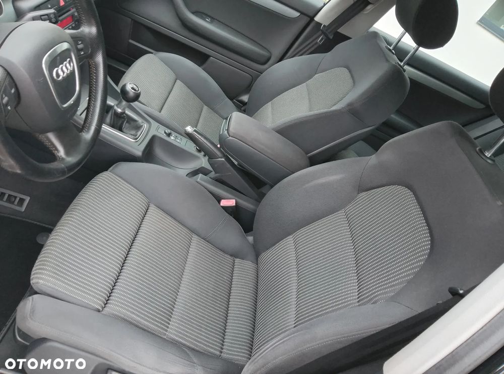Audi A4 ver-1-8t - 29