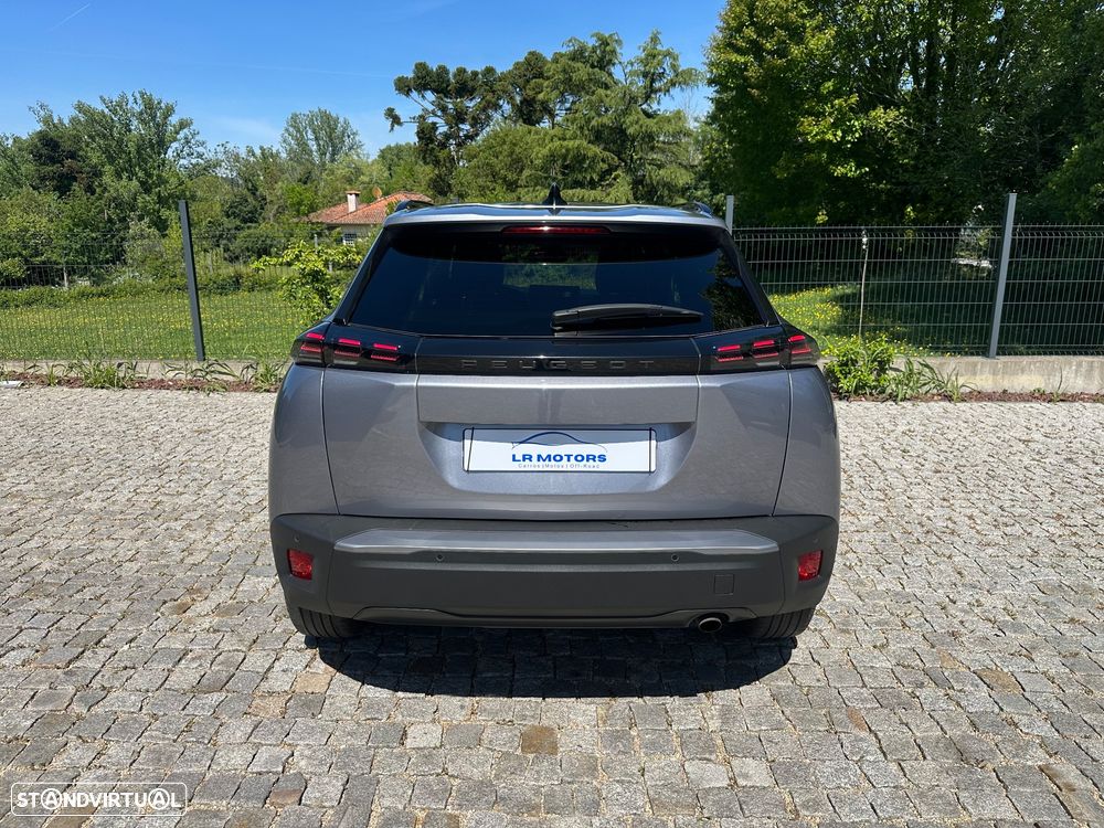 Peugeot 2008 1.2 PureTech Allure - 4