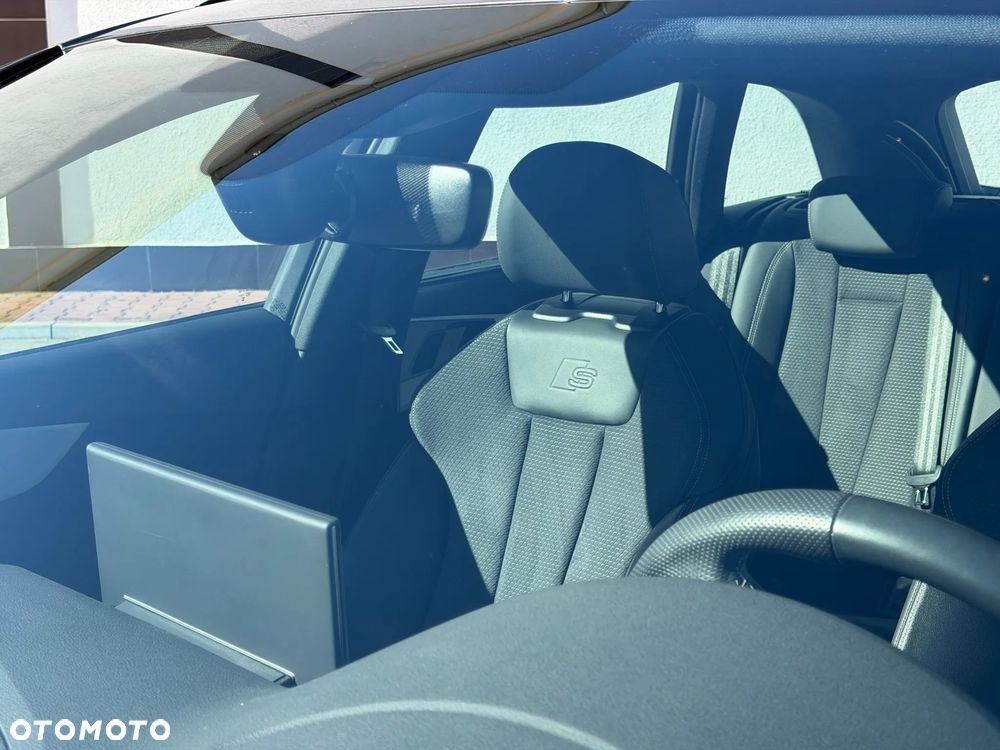 Audi A4 Avant 40 TFSI mHEV S Line S tronic - 15