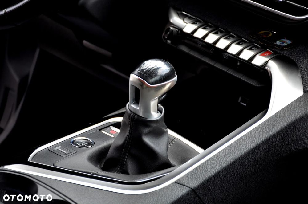 Peugeot 3008 BlueHDi 130 Stop & Start Allure - 31