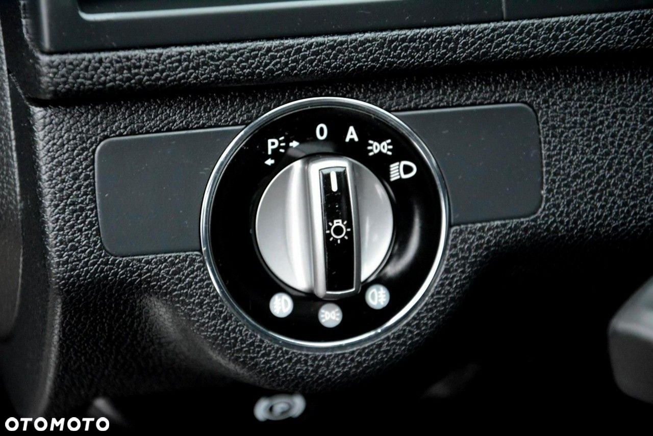 Mercedes-Benz Klasa C 180 Kompressor Elegance - 30