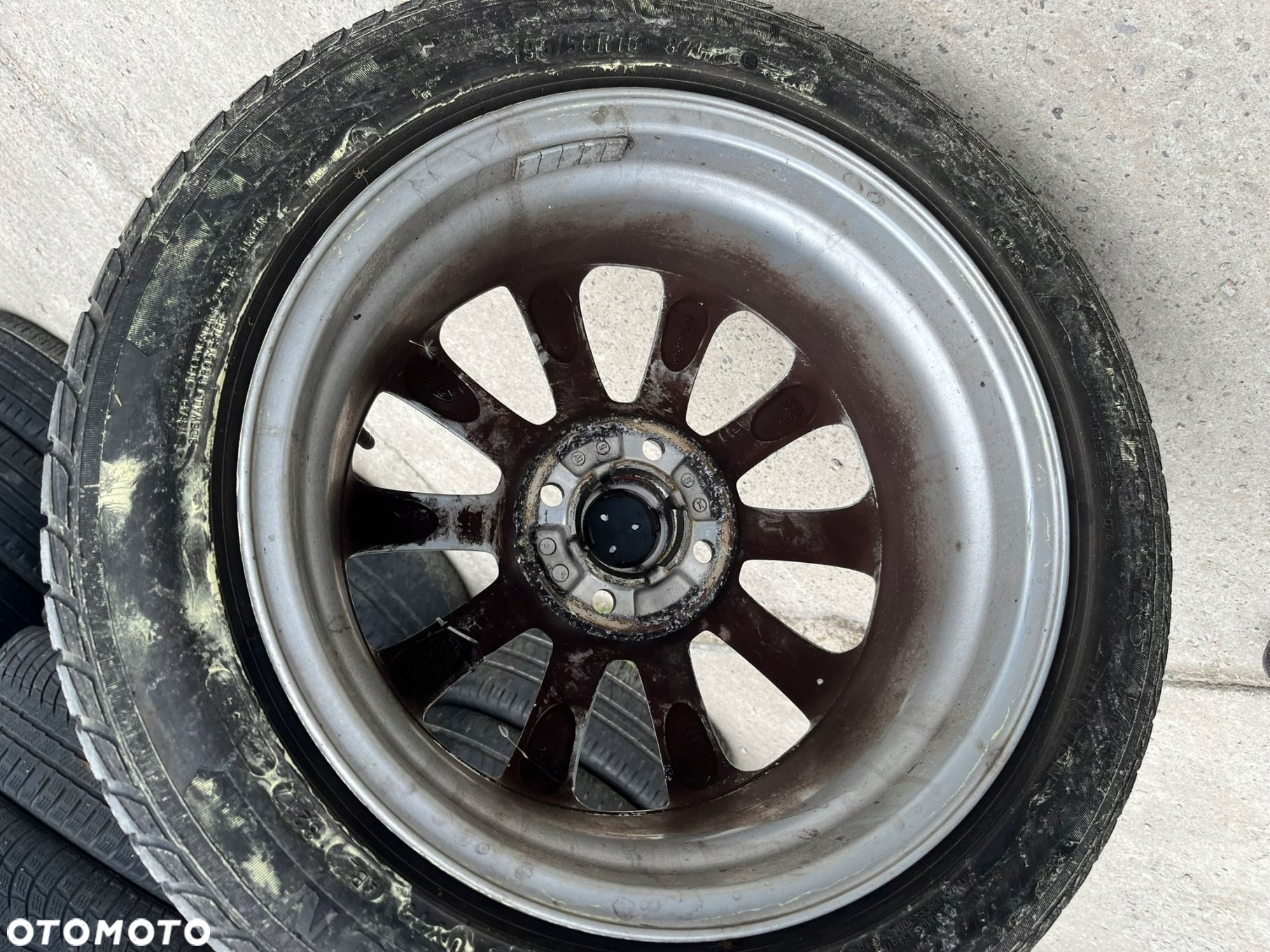 KOŁA FELGI OPONY CAŁOROCZNE FORD FIESTA MK7 195/55 R16 - 10