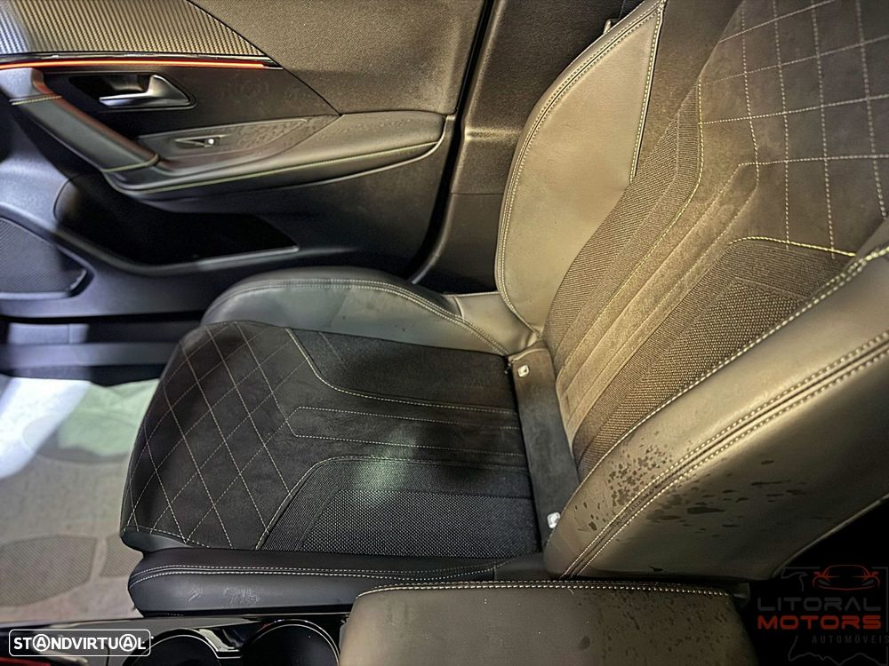 Peugeot 2008 PureTech 155 EAT8 GT Pack - 21
