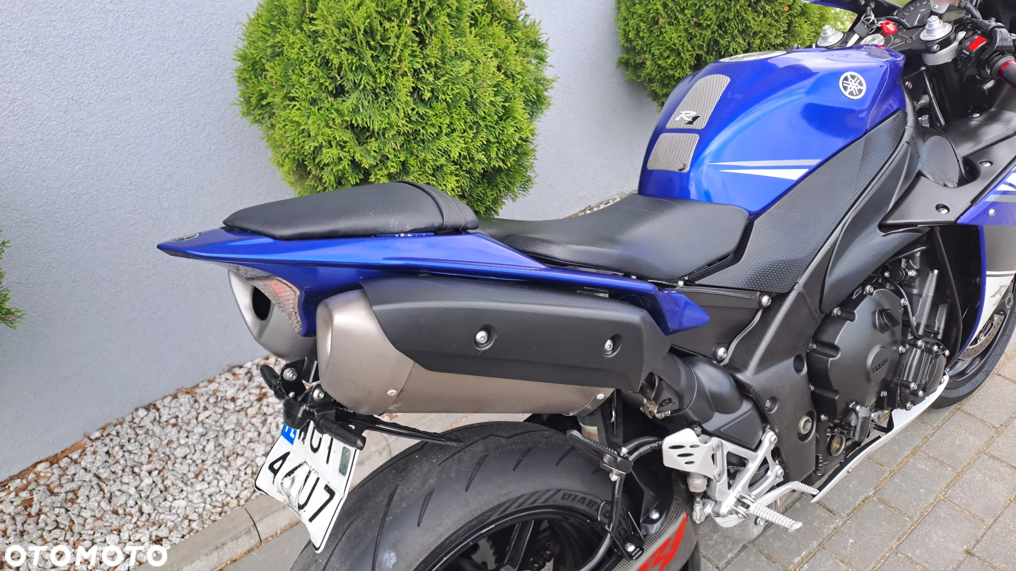 Yamaha R1 - 20