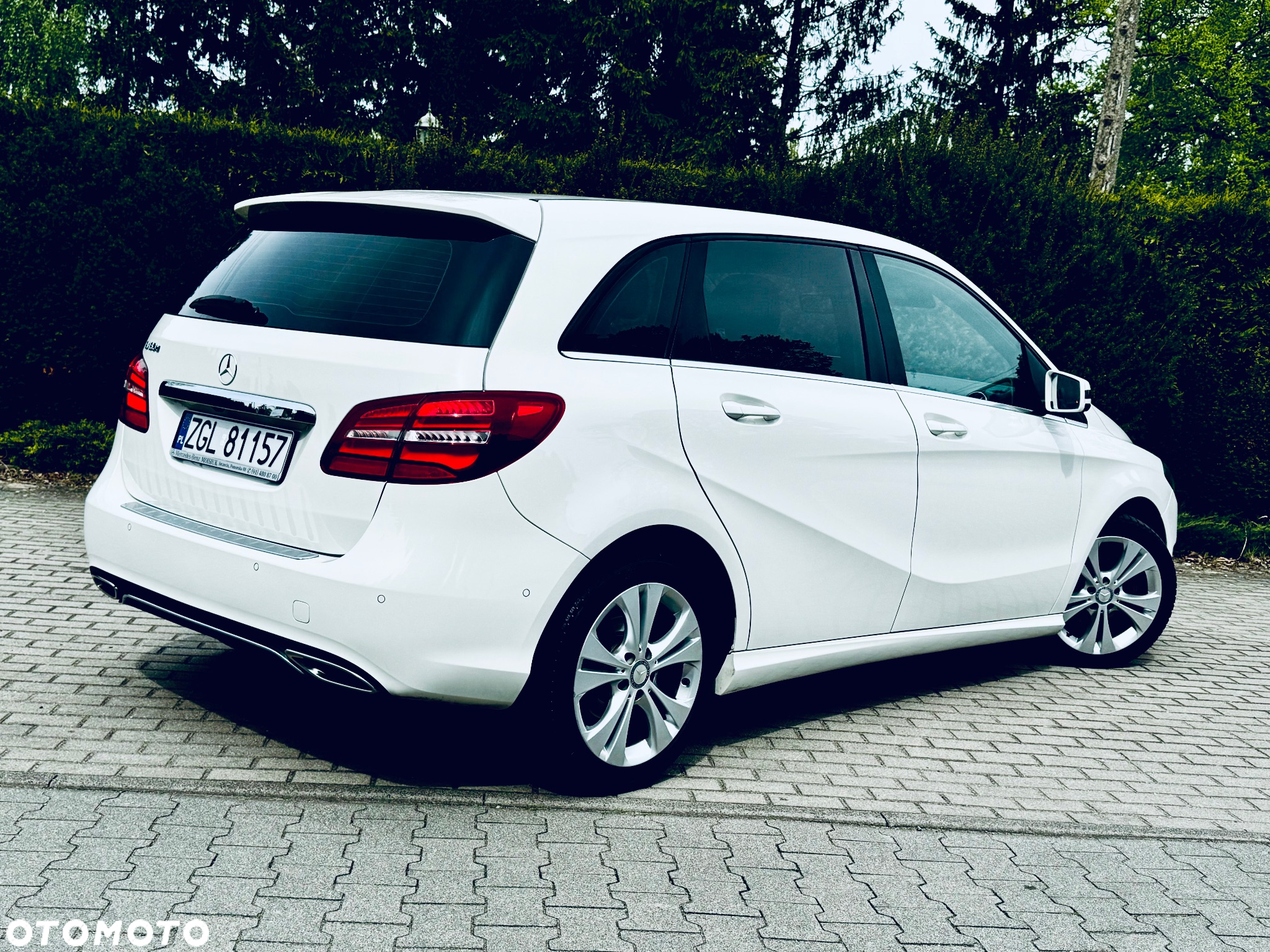 Mercedes-Benz Klasa B 180 CDI - 23