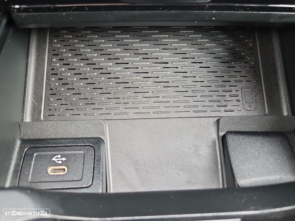 Mercedes-Benz GLA 180 d AMG Line - 21