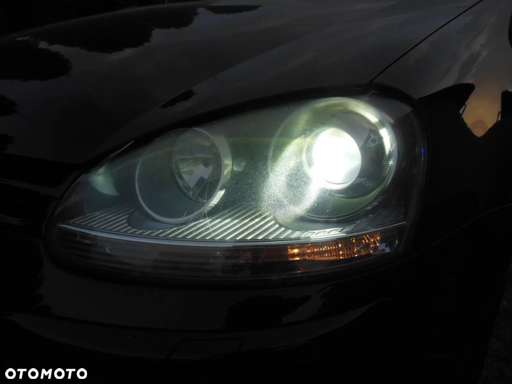 Volkswagen Golf 1.9 TDI DSG Edition - 10