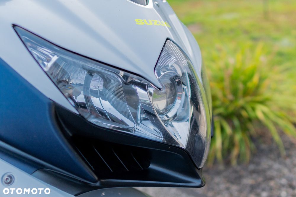 Suzuki GSX-R - 13