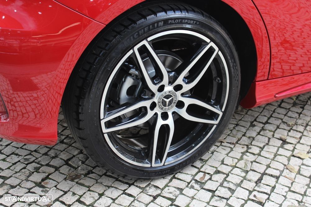 Mercedes-Benz A 180 d AMG Line - 11