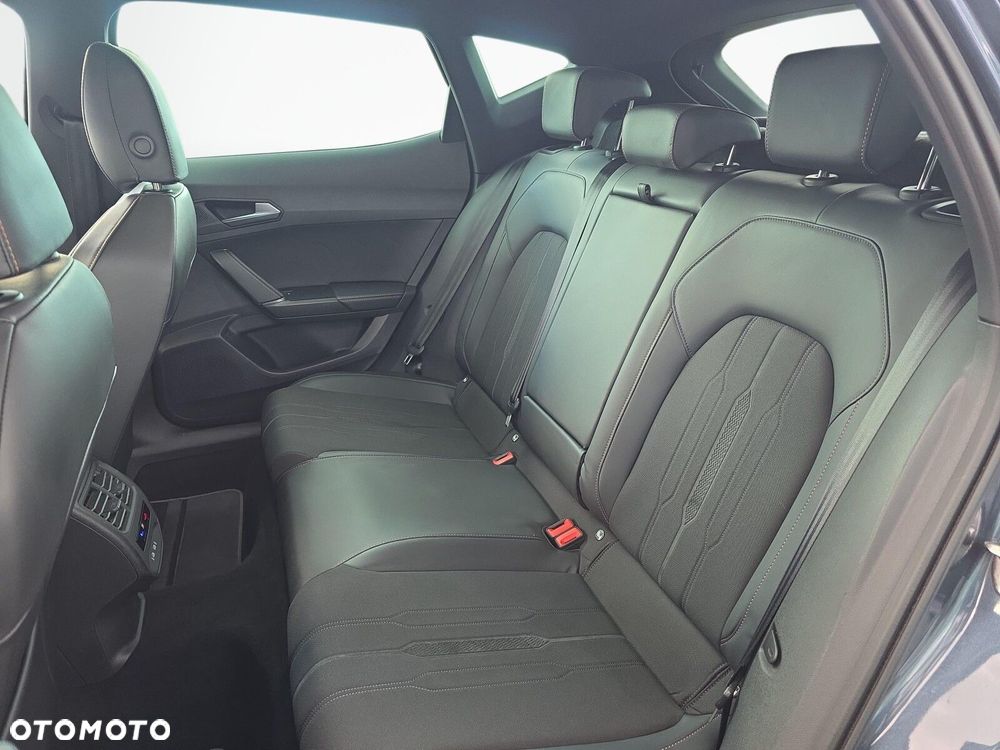 Cupra Formentor 1.5 TSI DSG - 25