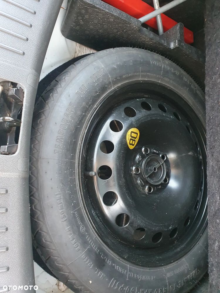 Ford Kuga 2.0 TDCi 4x4 Trend - 22