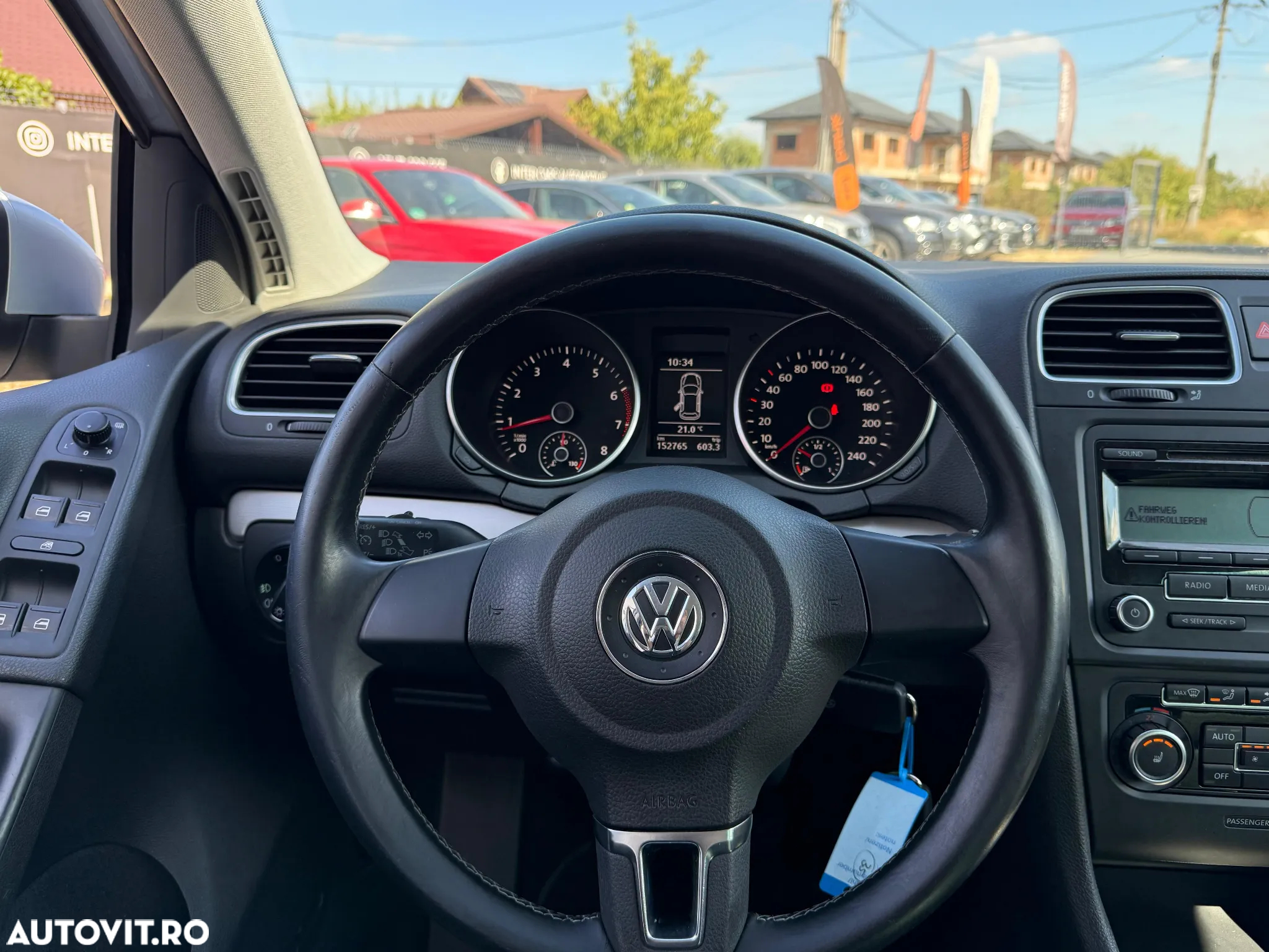 Volkswagen Golf - 15